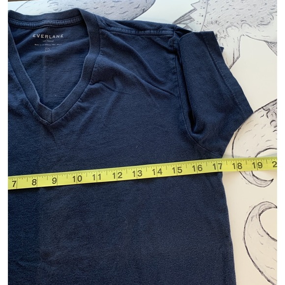 Everlane Mens XS V Neck Navy Blue Short Sleeve Tee Shirt Cotton - Picture 6 of 8